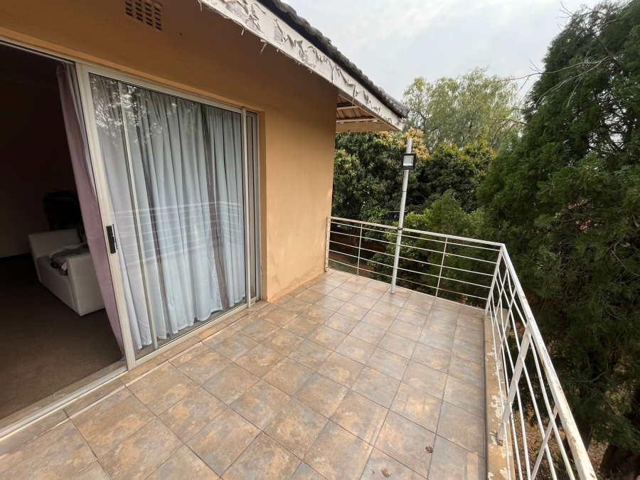 4 Bedroom Property for Sale in Protea Park North West